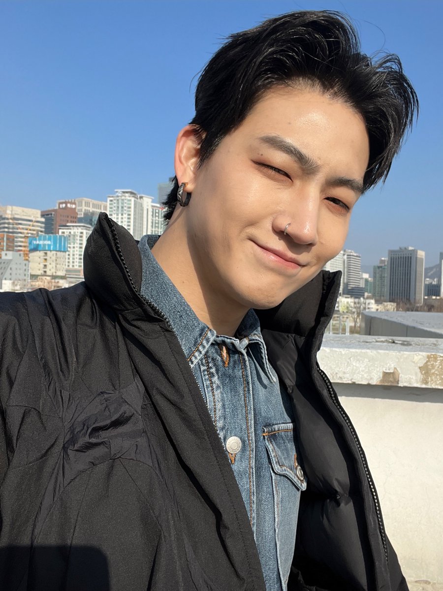 archivemagJAYB's tweet photo. behind
https://t.co/kxOaGLHxdE https://t.co/XUlZkzFdl0