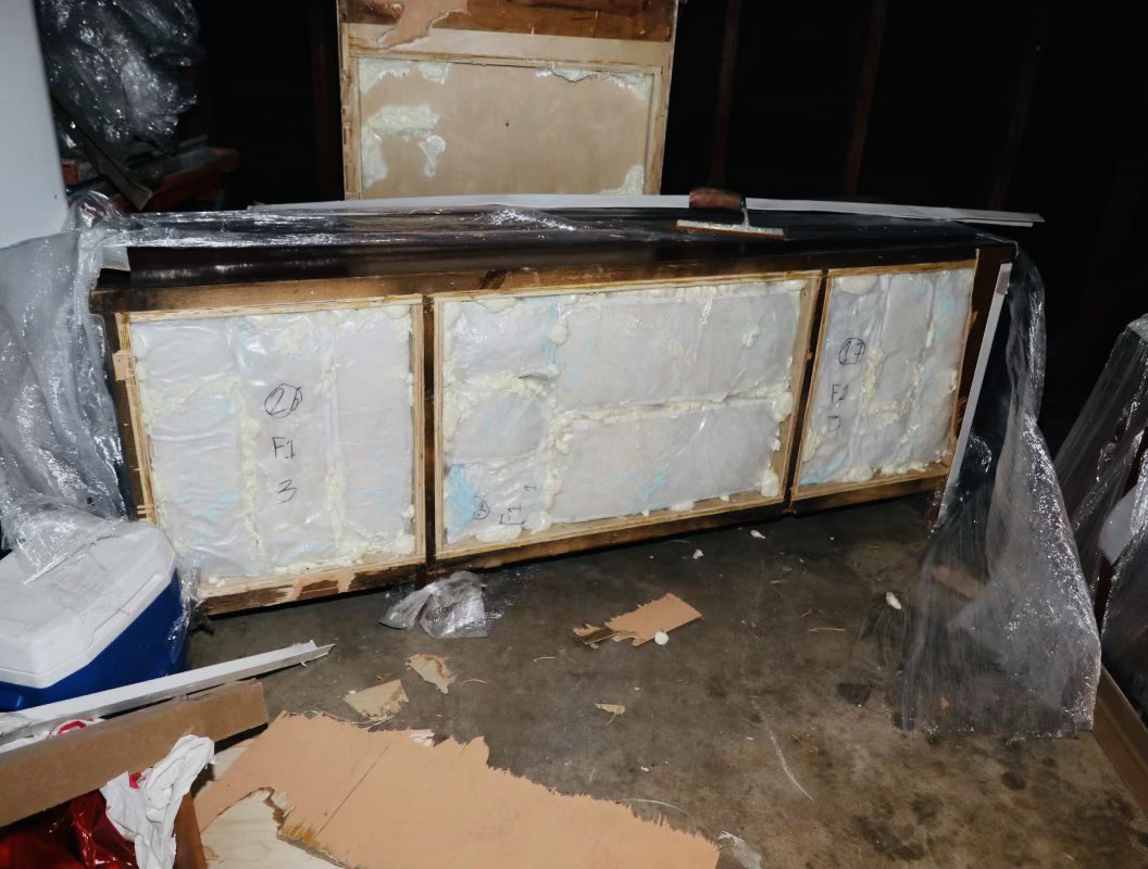 LAPDCARRANZA's tweet photo. The furniture delivery has arrived! Your #GND Group 4 #LAIMPACT & #K9 #Jag seized 300 pounds of #meth from a Drug Trafficking Organization (DTO) 2 arrested, $19.9 M street value! The #relentless pursuit continuous... #LAPD https://t.co/0sNFLLnLor
