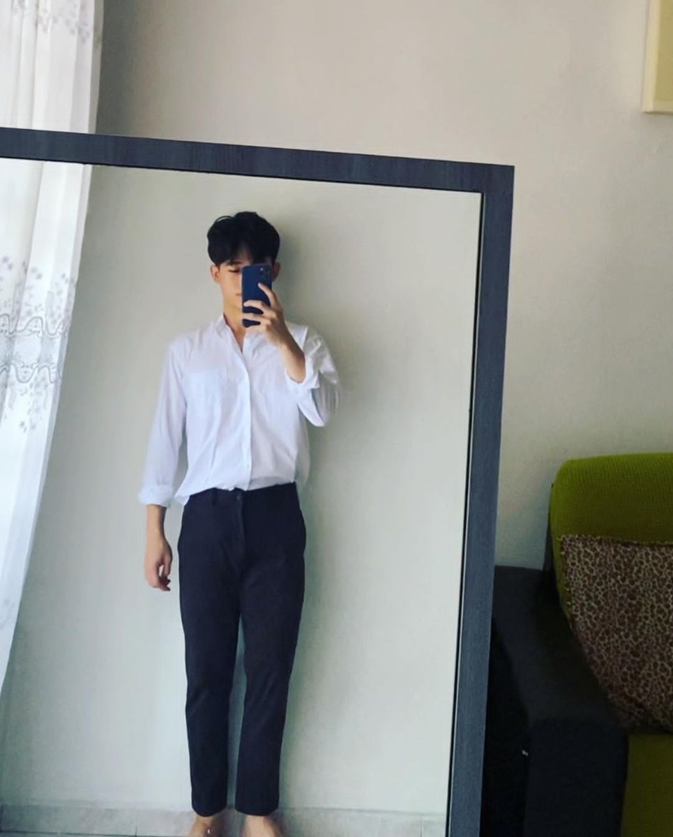 itssunshine_96's tweet photo. first february! ✨ https://t.co/2oqBqHuFy3