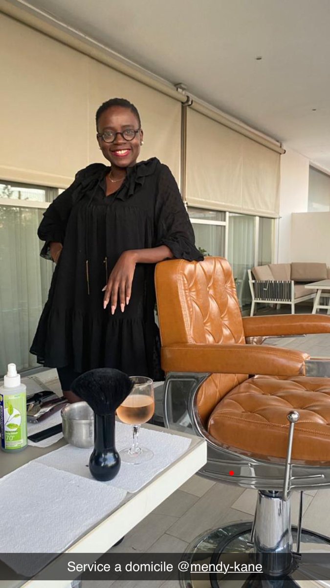 KilifeB's tweet photo. Service à domicile chez @kilifebarbershop. C’est l’expérience de kilife qui vient à vous. Pour un service ultra premium on ramène entièrement le barbershop chez vous. Rien n’est trop beau pour nos clients #notrefauteuilchezvous de Dakar à touba, de Paris à New York. https://t.co/34sHTdsEF9