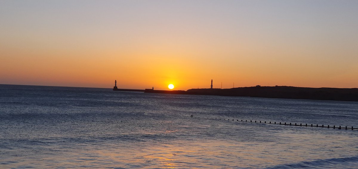 sazbruce's tweet photo. Morning sunrise Aberdeen Beach
#nhsgstepchallenge2023 https://t.co/3OSq7Nqhz5