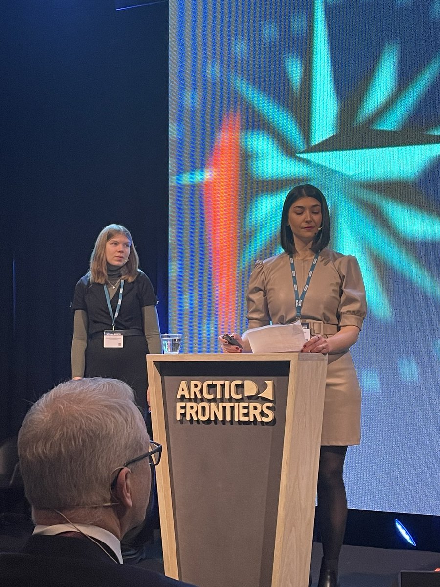 The extreme is here now! enganged @uib students bring to @arcticfrontiers #AF2023 their approach to work with some of the most important issues of our time @Geofysen @BjerknesBCCR @WWFNorge @Havforskningen