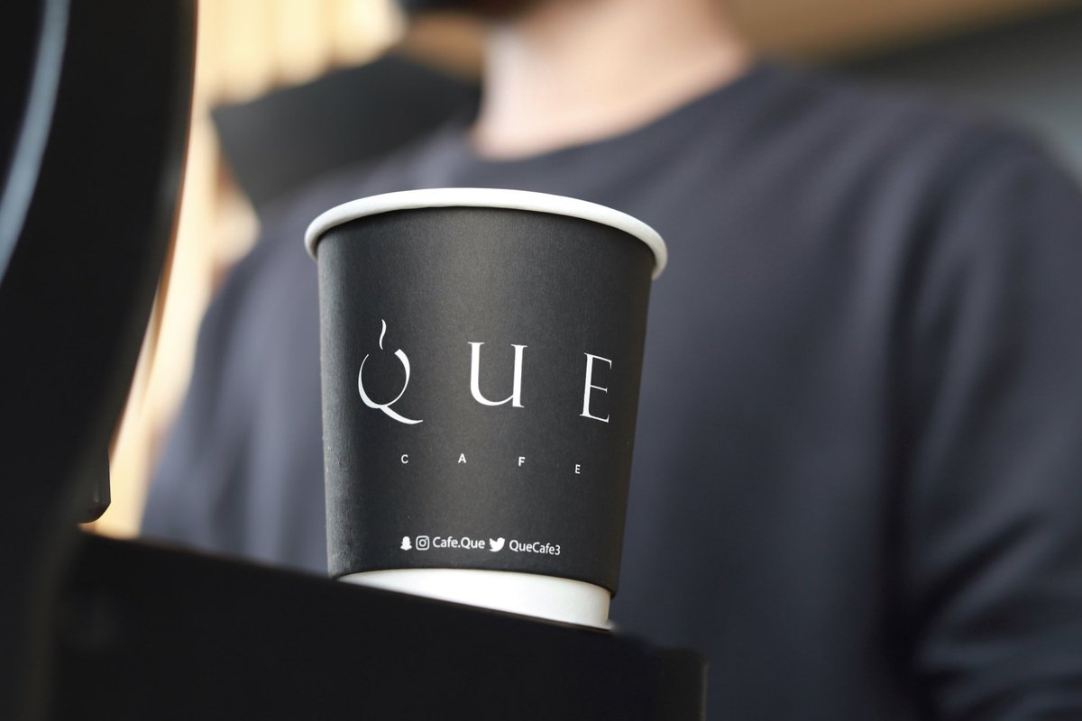 مزاجك يحتاج كوب قهوة فاخر ☕️🤍