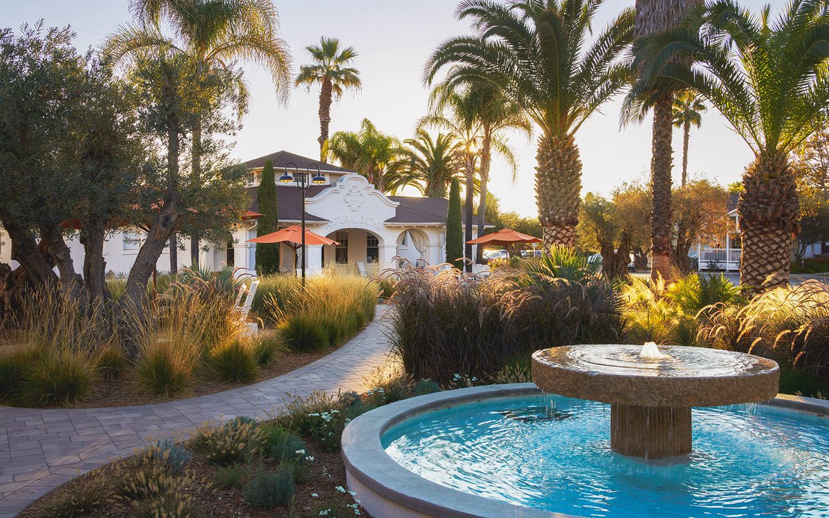 indianspringscalistoga.com

A special place planted with olive and palm trees, roses and herbs.