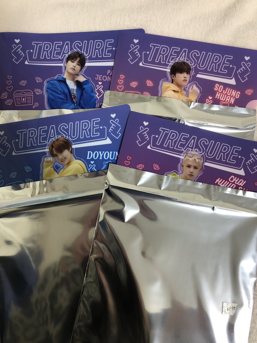 shaketobaaaa's tweet photo. 【交換】TREASURE タイトーくじ

譲：F賞　クリアファイル
　　ヒョンソク、ドヨン、ジョンウ、ジョンファン
求：同種ジフン、ヨシ>異種ハルト

条件合う方いらっしゃいましたら、お気軽にお声掛けくださいませ🙇‍♂️🤍 https://t.co/GTAZltT76y