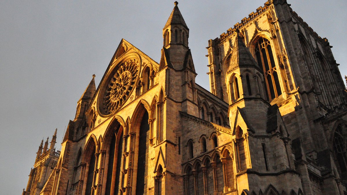 York Minster tweet media
