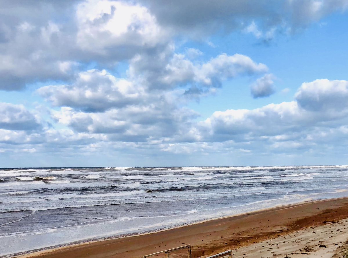 PEICorey's tweet photo. I believe in the ocean curing all bad moods. I believe in the waves wiping away worries. I believe in seashells bringing good luck. I believe in toes in the sand grounding my soul. - Unknown #Motivation https://t.co/KGRWwZKuK7