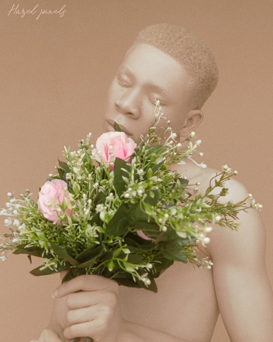 IAMProsperLight's tweet photo. It’s FEBRUARY baby🌸 let’s go boy!💜
💡Keep your love lantern bright💡

More charming portraits available on my NFT collection👇🏻

https://t.co/waWr92sXed

#TheAlbinoModel #NFT #NFTs #prosperlight https://t.co/Ti4O6Q8Kzd