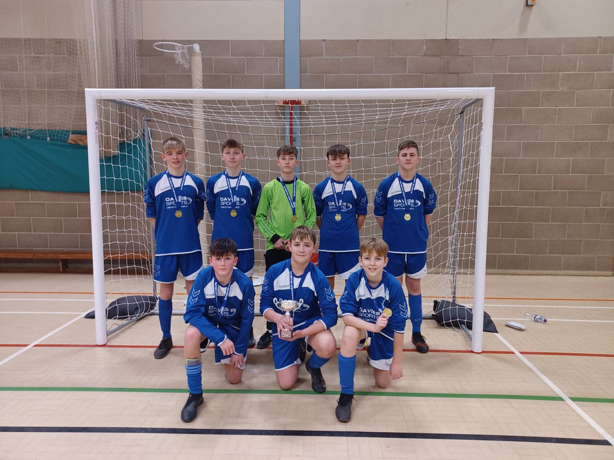🎇Congratulations to <a href="/sirjohnlemanPE/">Sir John Leman PE</a> on winning the 22/23 U14 Mixed Futsal County Cup yesterday!🎇

<a href="/EnglandFutsal/">England Futsal</a> 
<a href="/SCSFA_football/">Suffolk Schools FA</a> 
#Futsal