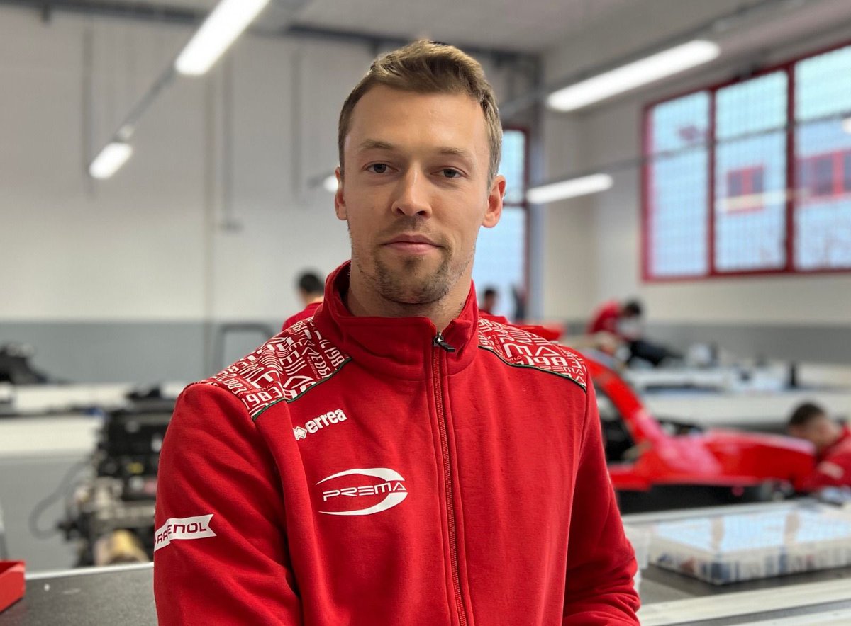 Daniil Kvyat tweet media