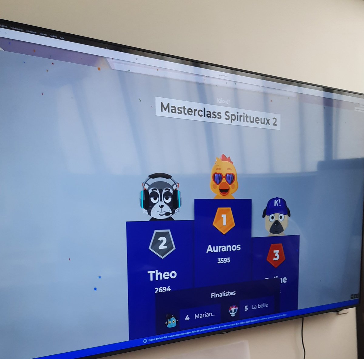 C'est le poussin Auranos qui remporte le 2e kahoot!
#pksspiritueux #masterclass #mbadmb