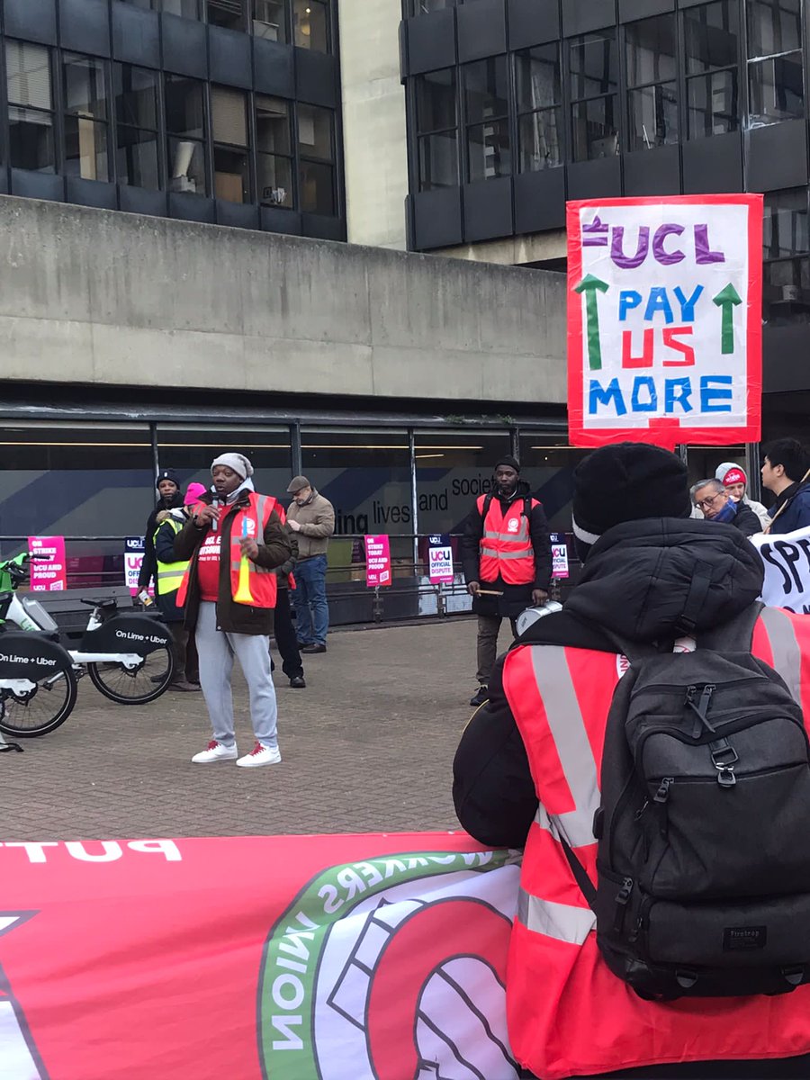'We shouldn't have to work 7 days a week to be able to feed our families'

Powerful speeches on the @UCL_UCU picket 

UCL PAY UP!

#1febstrike #InHouseNow