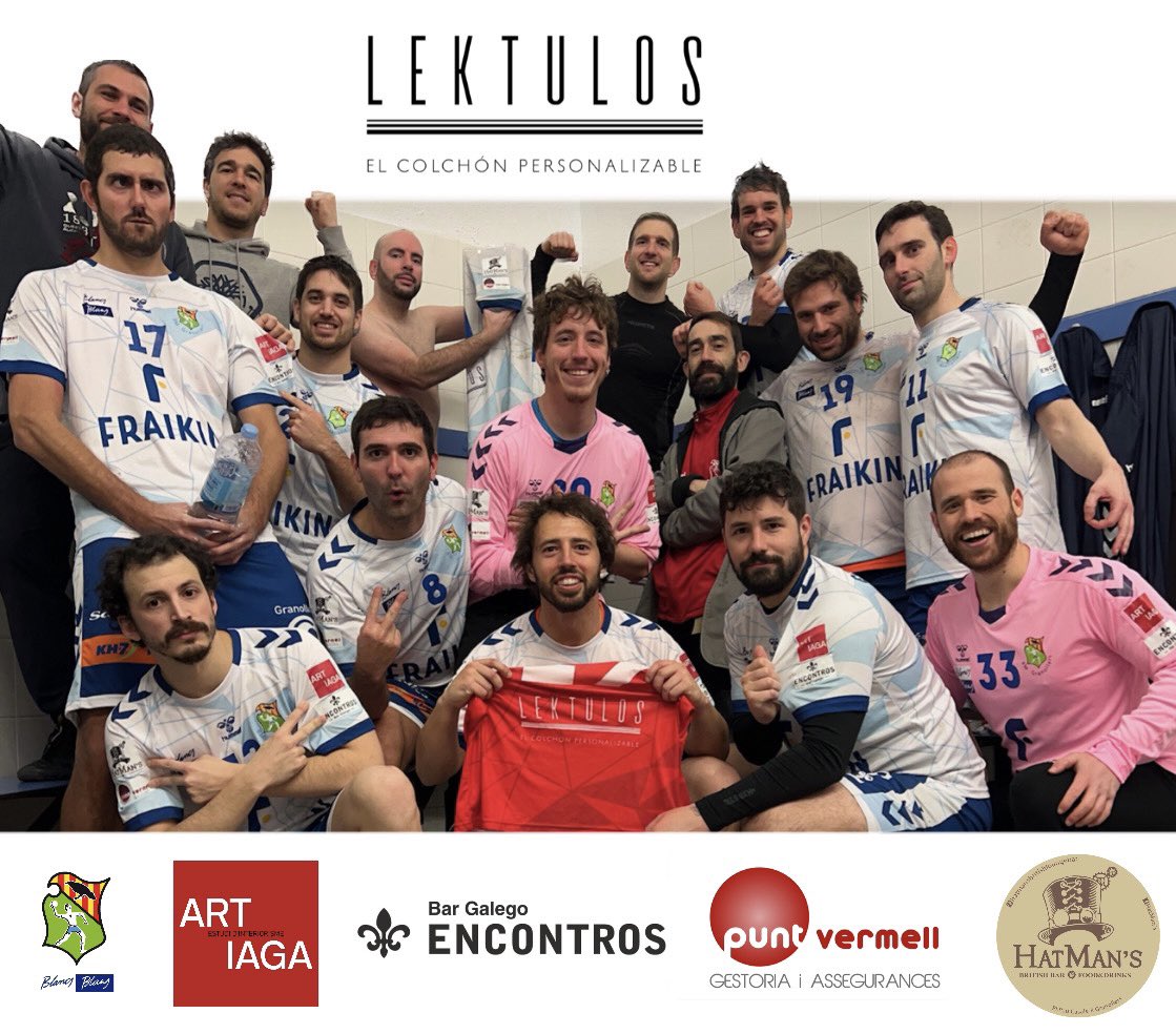 BlancsiBlausBMG's tweet photo. 🤾🏿‍♂️ FINAL DEL PARTIT 

📊 @blancsiblausbmg 38-31 @H_Poblenou “B” 
🏆 J.14 #1aCatH 1a Fase - Grup A
🏟 Al Palau ✨

1ª part amb imprecisions (15-16)
2ª part impecable 🪄
Seguim!

#MakeBiBGreatAgain
#BMGSHOWTIME
#OrgullBMG ⚪️🔵
#MoltaMàgia 💫
#PiticoLons https://t.co/0VLED3CppE
