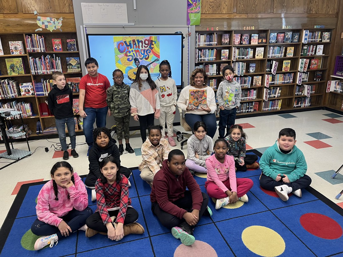 ReisterstownES's tweet photo. Our amazing principal, @cbrinkleybcps, kicks off World Read Aloud Day by reading โChange Sings.โ Her read aloud was in person with one lucky third grade class, but broadcast school wide! ๐๐#WorldReadAloudDay2023 #RESConnected #ChangeSings @TheAmandaGorman @BCPS_ELA https://t.co/ILXEw7j89X