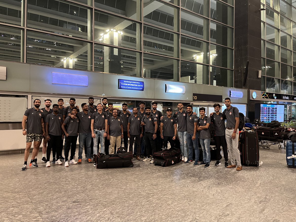 Amd_Defenders's tweet photo. Bengaluru, we're here and ready to dominate! 

Ahmedabad Defenders are gearing up to take on all the  challenges in RuPay Prime Volleyball League Powered by A23 🏐 Season 2️⃣ starting from 4th Feb,2023💪 #BringOnTheCompetition #TodiNakh

#Ahmedabaddefenders #RuPayPrimeVolley https://t.co/iM8BkW8DWh