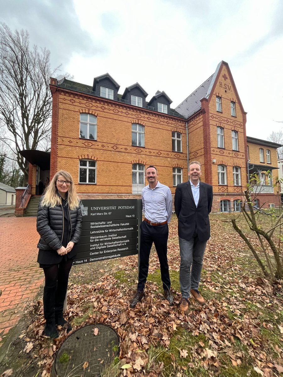 RGStieglitz's tweet photo. We’ve moved! After 8 enriching years @unidue, Prof Stieglitz now starts a new chapter in his research journey. As of today, he holds the chair of Business Information Systems and Digital Transformation (@SAP-endowed) @unipotsdam. Here’s to a great start!🥂 https://t.co/aKupJtXHRw