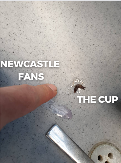 Gang4Soccer's tweet photo. Newcastle fans never felt such happiness https://t.co/ol1ZU3A1jJ