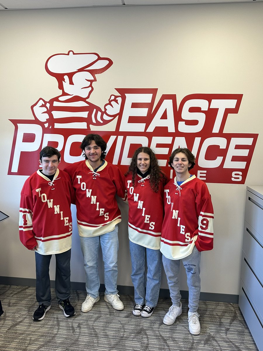 Our Hockey Seniors look great in their vintage Townie Jerseys.  Leddy, Riel, Grant and Robinson will be on the ice Saturday at 2:00 at Portsmouth Abbey.#Towniepride