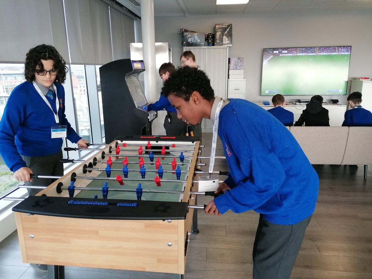 Business_Dept's tweet photo. Lovely visit, as always, to our Business in the Community partner @workday with @BITCIreland @StVincentsd11 #ourschoolourcommunity #wdaylife #enterprise https://t.co/S3z48b22AX