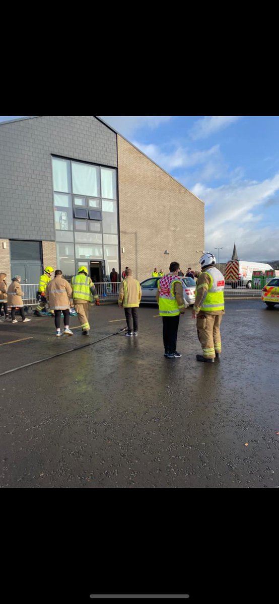 DGfire_safety's tweet photo. DG CAT staff attended a Multi Agency event @ Dalbeatie High School recruitment day. Providing keysafety  information to all in attendance.
@scotfire_DG @ScottIrving11 @NithsdalePolice https://t.co/xkHZ6rAQTe