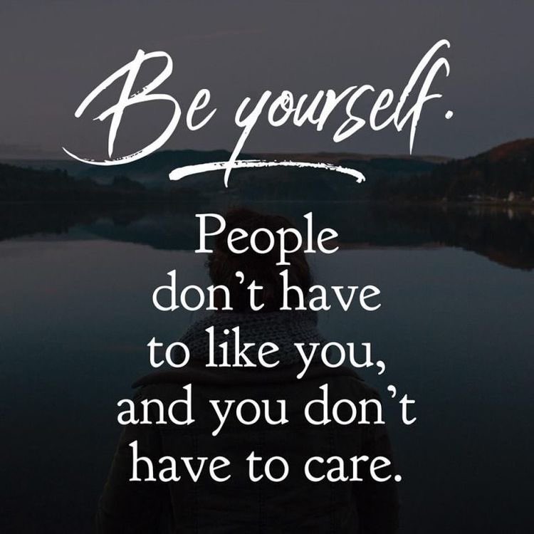 QuotesHub_'s tweet image. Be yourself! ✌🏻