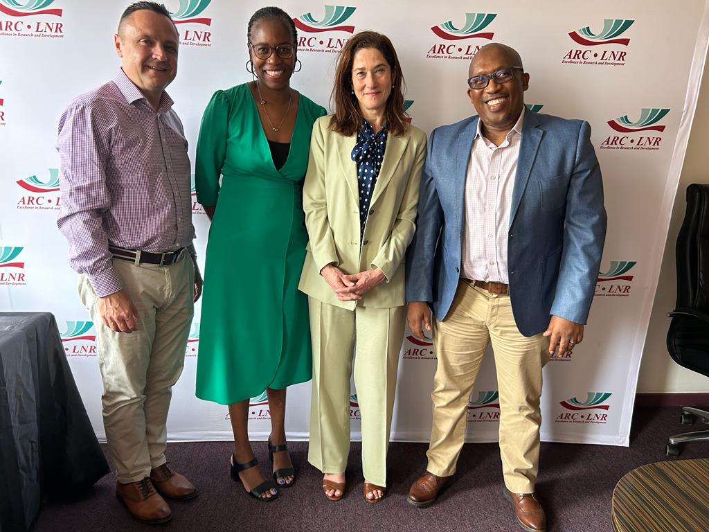 🇿🇦 Brilliant meeting with colleagues from @ARCSouthAfrica and @NRF_News in Pretoria to discuss working together with @The_ACU for our #SouthAfrica #ACUmembers. Thank you for having us! @LithaMagingxa @DrJoannaNewman