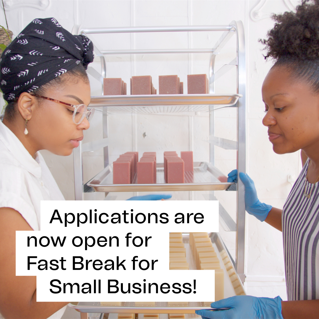 LegalZoom's tweet image. 📢Calling all Black entrepreneurs📢

#FastBreak4SmallBiz is back! We&apos;re partnering with the @nba and @wnba to award $10K grants and up to $500 worth of LegalZoom products and services to Black-owned small businesses. 

Apply today! spr.ly/60143emZO
