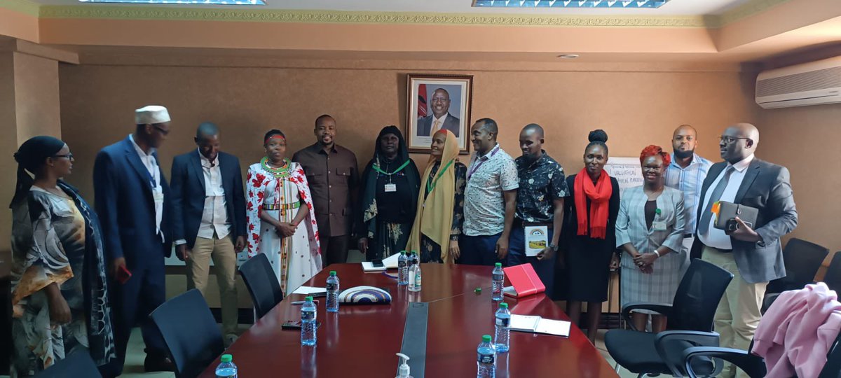 NamatiKenya's tweet image. This morning together with partners and community members, we held a successful meeting on #CommunityLand registration with the Permanent Secretary in charge of Lands Hon @nixon_korir at Ardhi House.