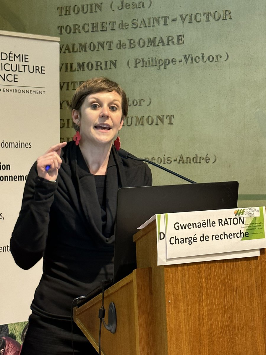 AcademieAgri's tweet photo. Avec Gwenaëlle Raton #Splott nous abordons les #logistiques des #circuits #courts qui imposent un #changement de #focale lors de notre #seancehebdo de ce jour sur les #agricultures #periurbaines https://t.co/N5UclyF0gs