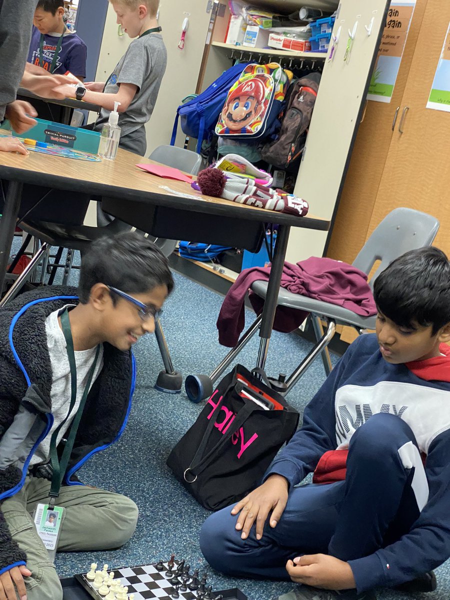 katrinamyang's tweet image. Global Day of Play is always a favorite! @SampsonElem #SampsonStrong