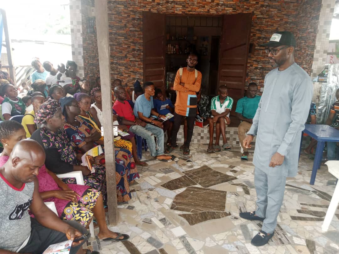 commodoreofhope's tweet photo. Commodore of Hope's Town Hall meeting at Erowa, Isoko South LGA in Delta South Senatorial District.
#itispossible
#commodoreofhope
#commodorenesiamaomatseye
#feb25thsenateelections
#goodrepresentation
#deltasouthsenatorialdistrict
#deltasouth4nesiama https://t.co/3GDacrUClY