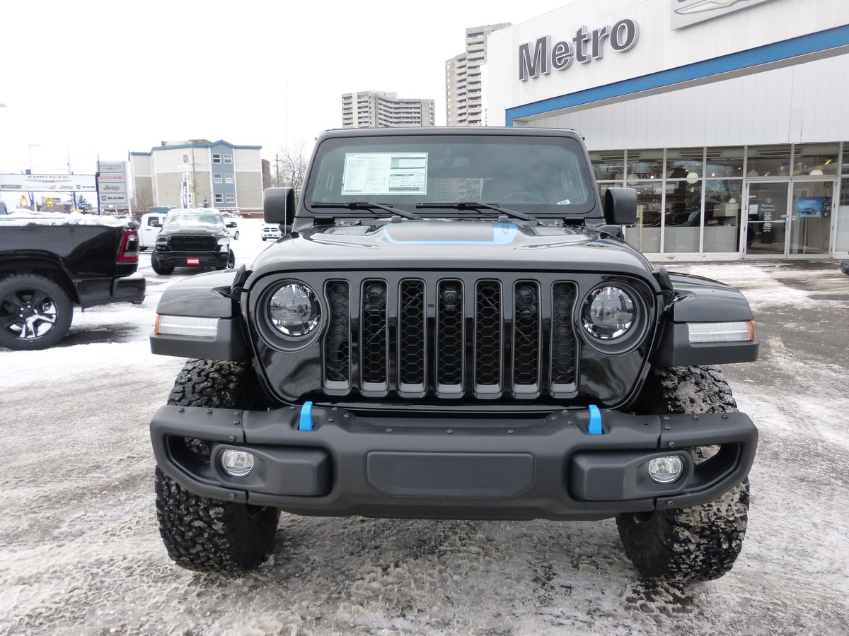 MetroChrysler Ottawa tweet media