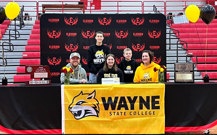 🚨2023 Winter EHS Signing Day 🚨

Congratulations Jordyn on committing to play Softball and continue her academic studies at Wayne State College! 
<a href="/AntlerSoftball/">Elkhorn Antler Softball</a>