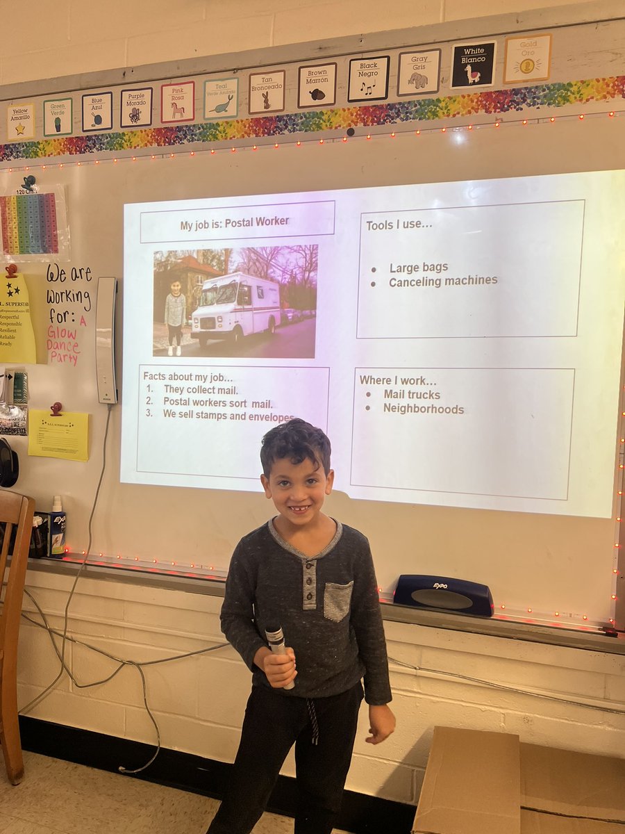 MissMusto29's tweet photo. My Job Writing! So exciting to see these kiddos present their dream jobs. ✉️🗑️🔨 #OTES #SpartanLegacy #OceanPride #OTESpride https://t.co/K1SnYSSUKy