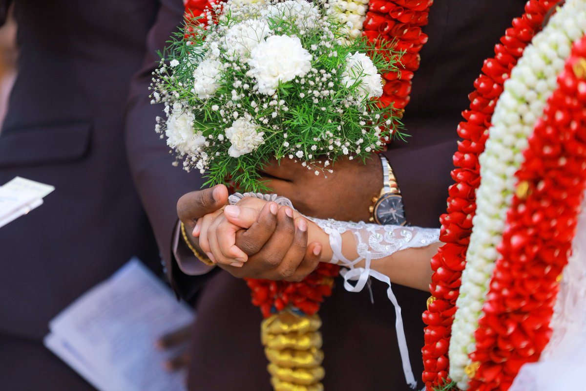 Rebin & Abi
. 
. #nikond800e #arulmalarmedia #amv #christianwedding #tirunelveliweddingphotography