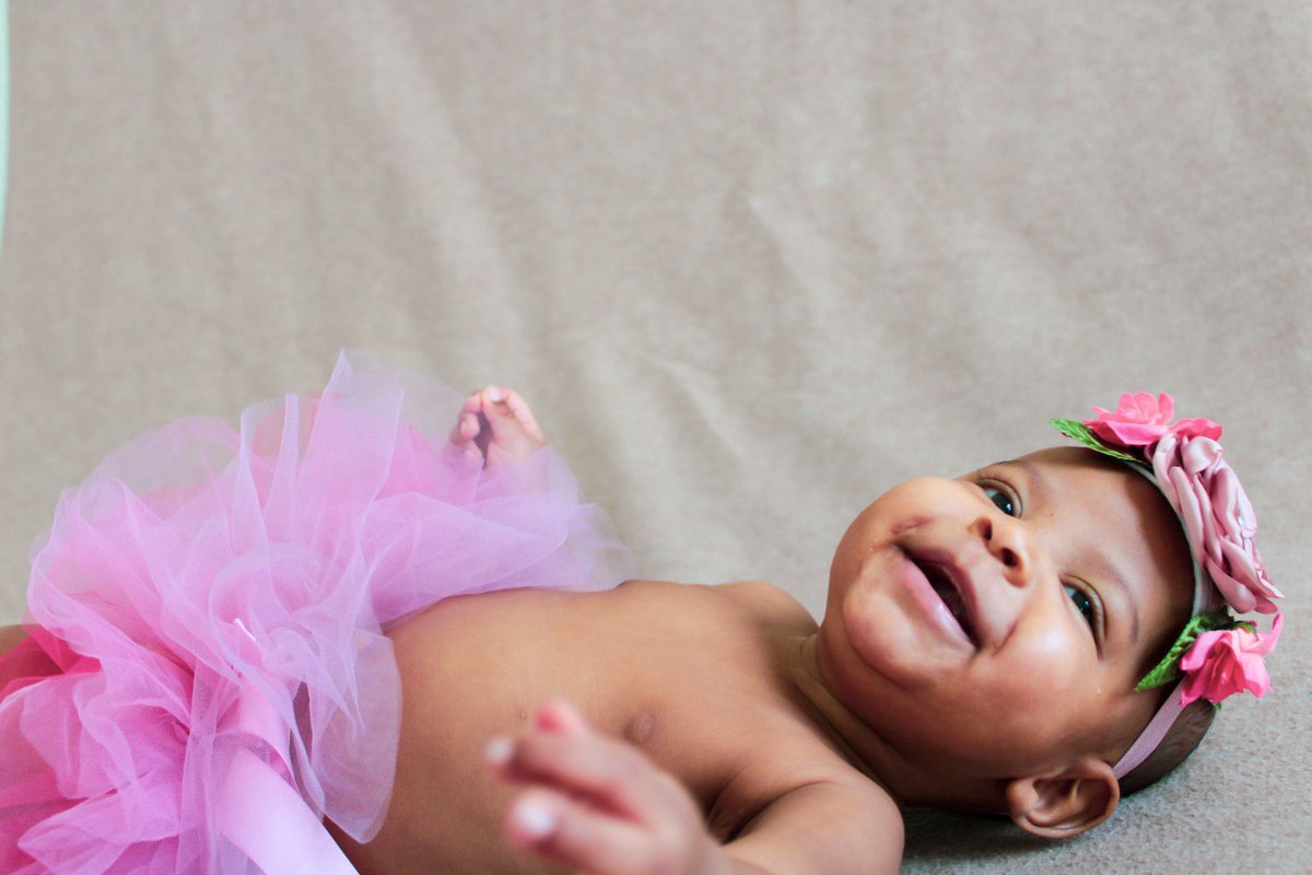 HobosART's tweet photo. Baby Photography SATX 📸💕 https://t.co/FBvu5oI9By