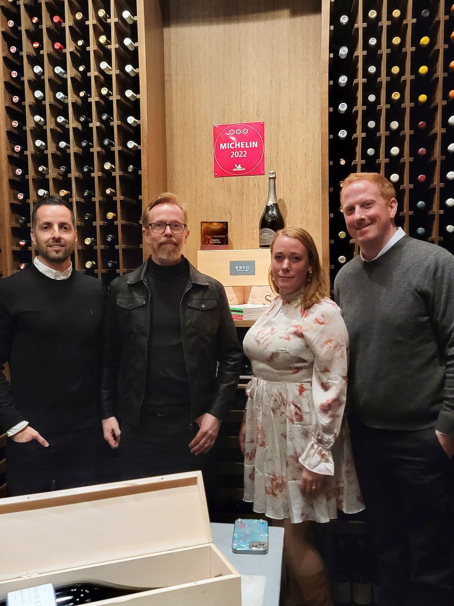 Ideoli's tweet photo. 🇳🇴New strategic partnerships for Ideoli in Oslo, Norway - while indulging at 𝐌𝐚𝐚𝐞𝐦𝐨 restaurant. Norway's only 3 Star Michelin establishment. ⭐️⭐️⭐️
#ideoli #oslo #norway #clients #maaemo https://t.co/wH73824Bjs