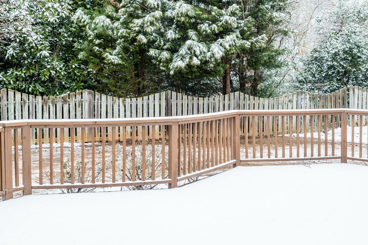 We'll have your fence looking good as new in no time 🛠

Our experienced team is here to help with any weather-related damage to your fence, mailbox post, garbage enclosure and more!

#CTFences #FenceRepair #CTYards #CTFencing