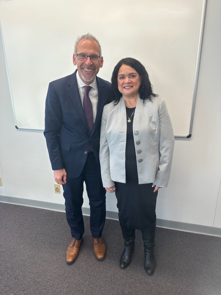 Tony Sanders tweet media