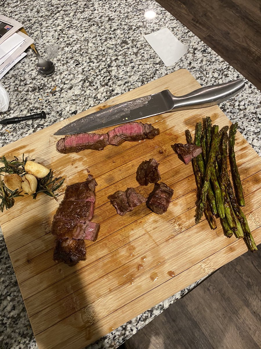 got tickets to LCS spring finals. cooked up a little steak to celebrate :)