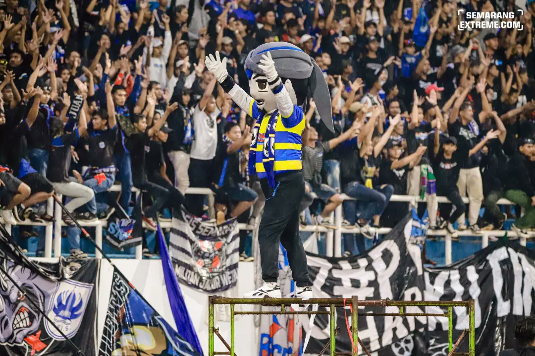 klasix2011's tweet photo. "SEMARANG EXTREME"

📷 @Snex_Media
 _
#psis #psissemarang #snex #semarangextreme  #snexklasix https://t.co/kBoON6st0k