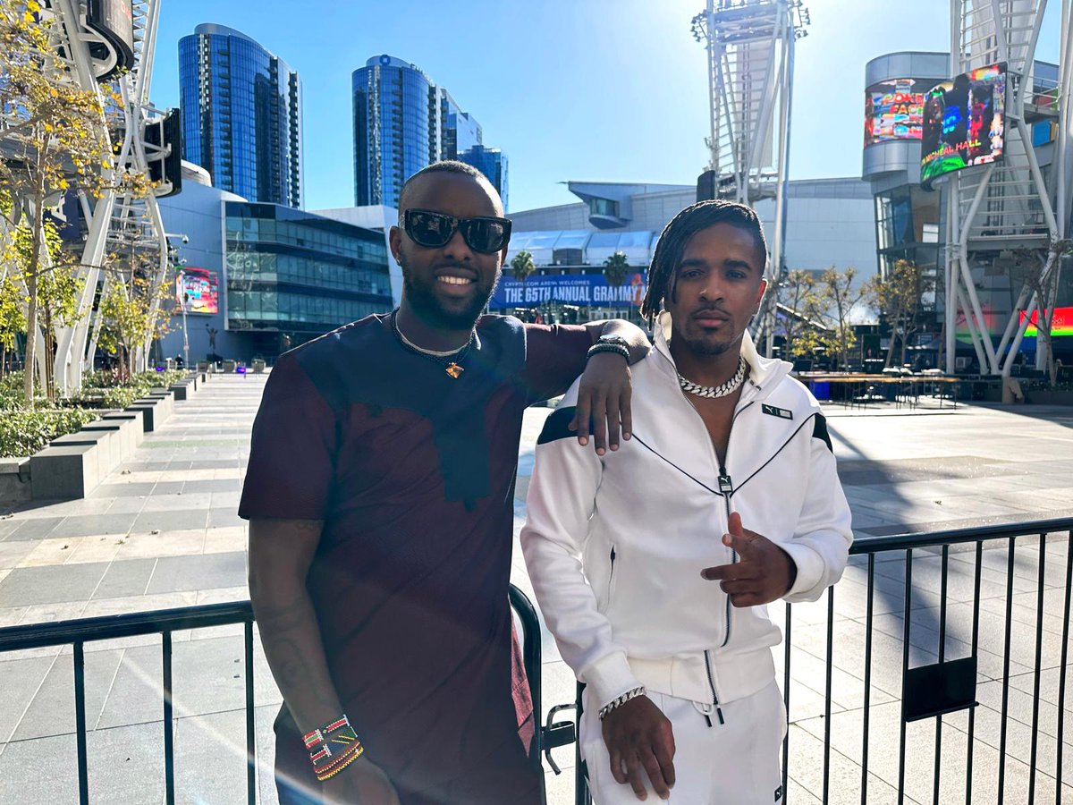 eddykenzoficial's tweet photo. I touched down in LA!! Nice to see my great brother @mattbworld B  and his wife @angelabenson We are fired up and ready to take on the GRAMMYs this feb 5th thank you to all of the fans for your prayers and blessings. We see you all, we love you, and we are all in this together. https://t.co/VZR95mLAFt