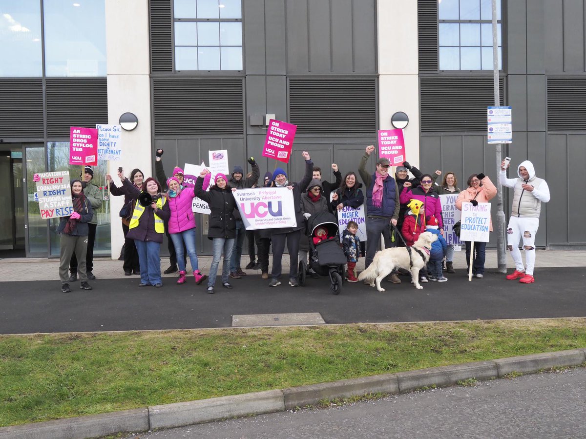 Our biggest ever turn out on Bay Campus! Despite the wind and the cold (Bay has its own microclimate), we are determined to keep fighting for fair pay, manageable workloads and to reclaim our stolen pensions ✊✊✊ #ucuRISING