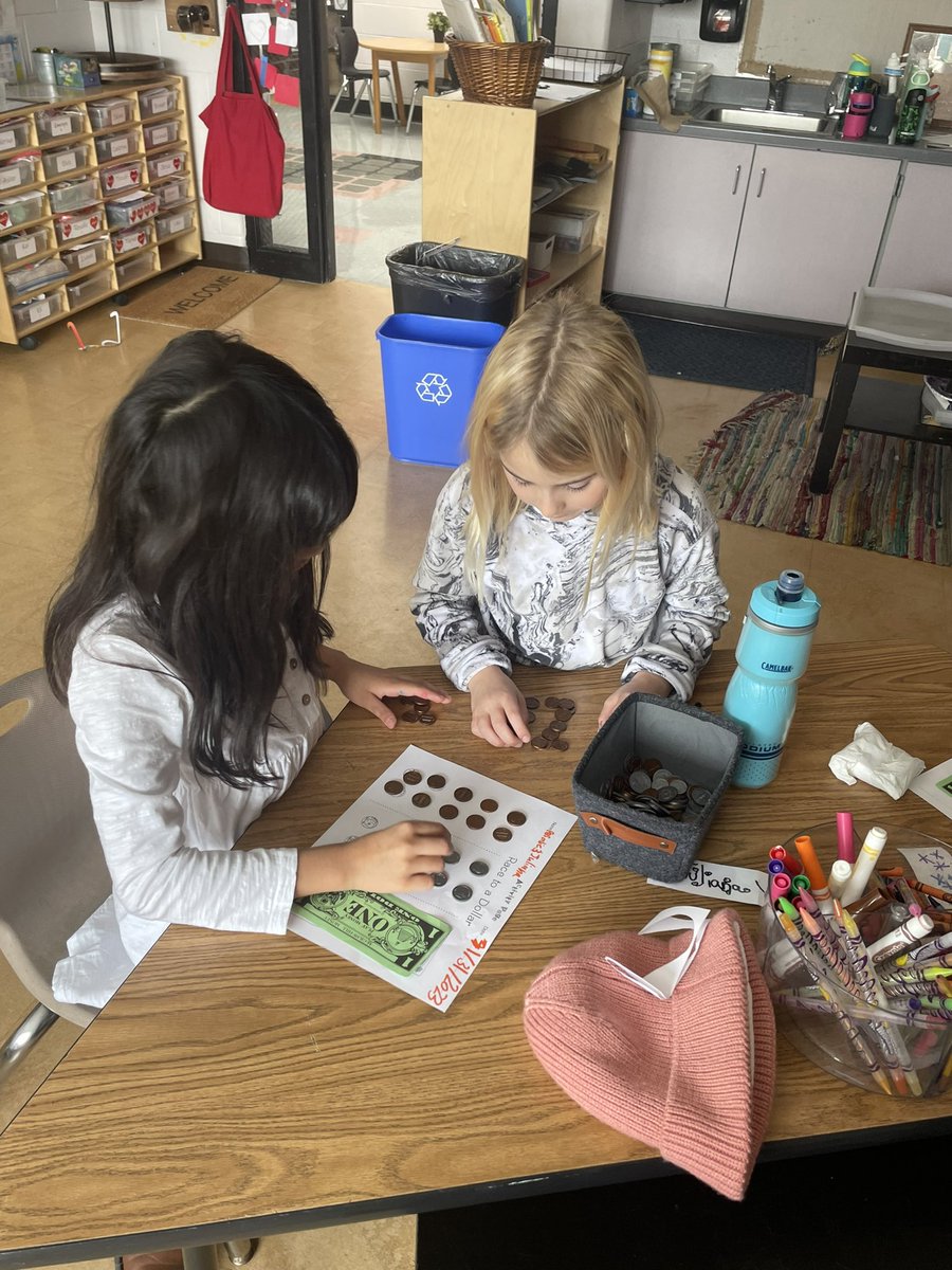 Elizabeth Farris tweet media