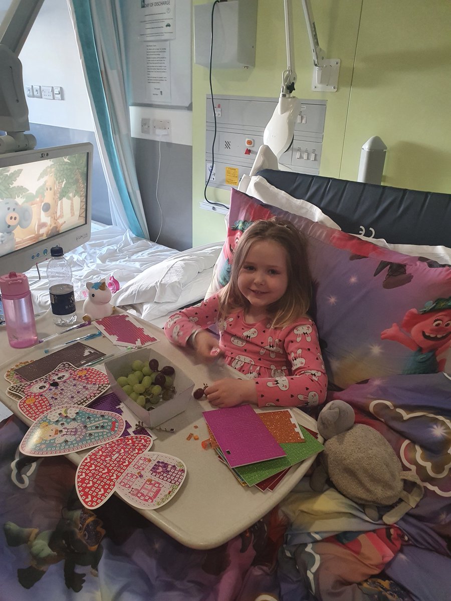 Since 2019, our surgeons have been using laser surgery to treat Hypothalamic Hamartoma, a rare form of epilepsy.

Three years on, over 30 children have benefited, including Ellie who was having up to 50 seizures a day.

8 months on, she's seizure-free 💙 

gosh.nhs.uk/news/changing-…