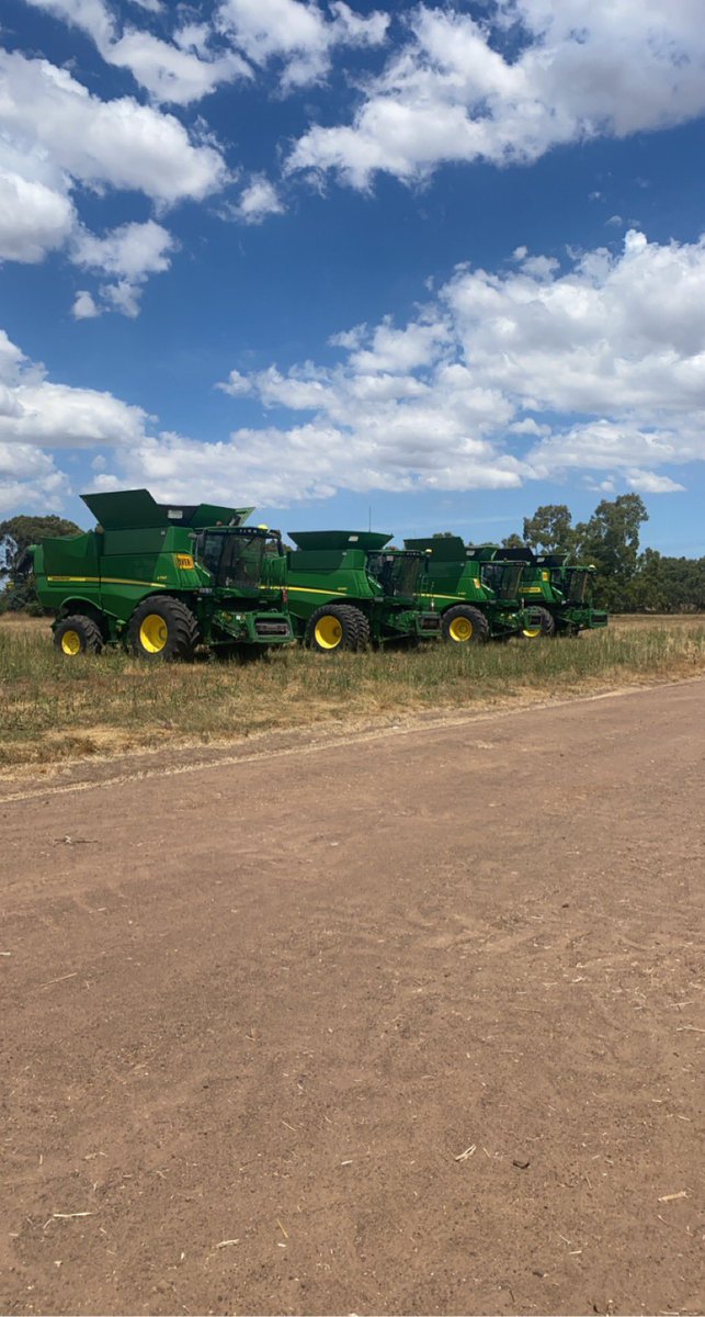 RonanHarrison6's tweet photo. 50000 acres later harvest 22/23 wrapped up🌾🇦🇺🍺✅ https://t.co/ssJCWdkjs6