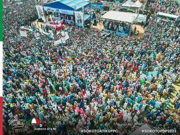 AM__Yerima's tweet photo. To the good people of Sokoto, Mun gode Sokotawa, The love was massive. You showed up and showed out for the Wazirin Adamawa💯

#AtikuInSokoto 
#AtikuWave 
#AtikuOkowa https://t.co/kM5BpRcT7b
