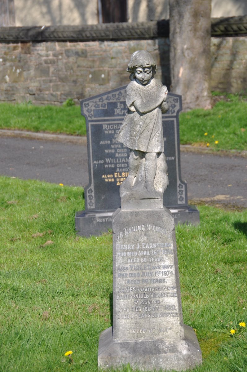 graveyarddetective on Twitter "The Earnshaw family grave at Great