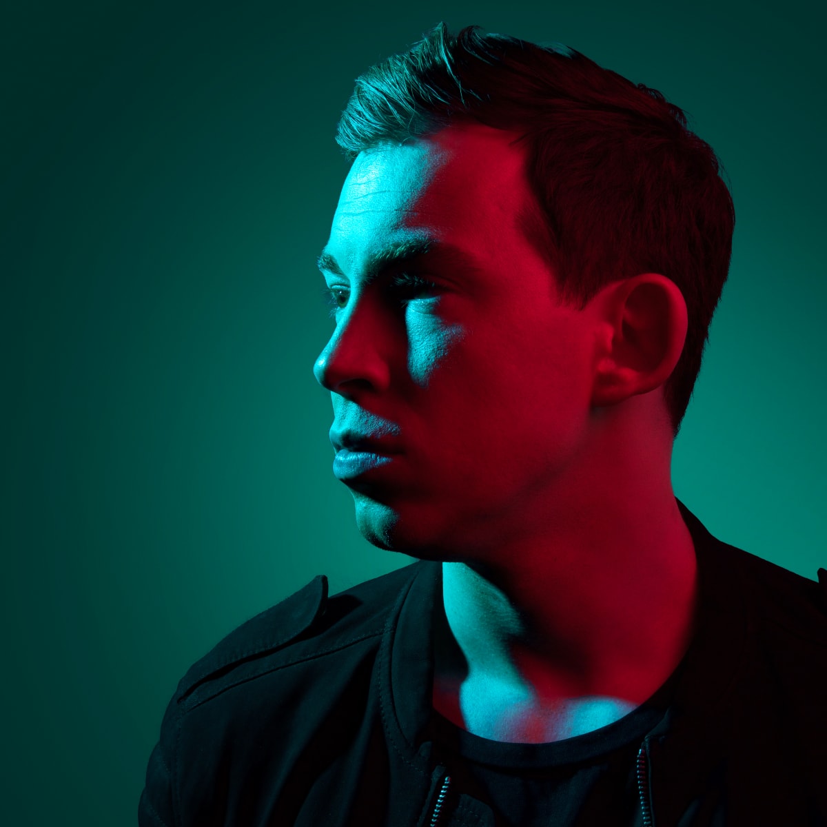 Put your hands up for <a href="/HARDWELL/">Hardwell</a>, <a href="/MaddixMusic/">MADDIX</a>, and <a href="/4Stringsmusic/">4 Strings</a>'s new hit "Take Me Away Again" 🙌 #TakeMeAwayAgain #edmallday