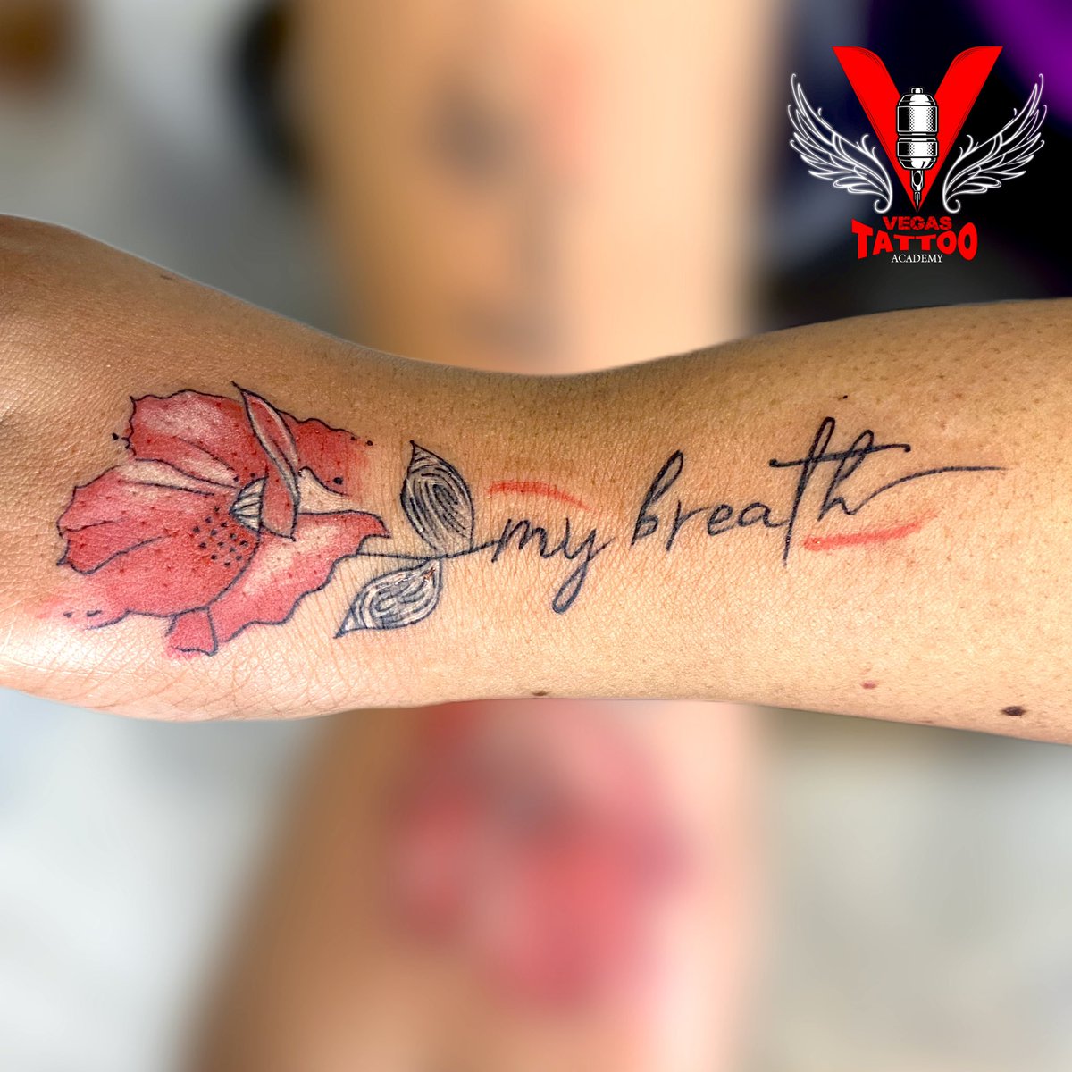 Book slot for customised designs 
To book appointment 👉🏻 9542525045.

#colourtattoo #floorart #floraltattoo #tattoo #nametattoo #womentattoo #tattoosinhyderabad #vegastattoo #besttattoo #besttattartist #besttattoostudio #besttattoostudioinhyderabad #vegastattoostudiohyderabad